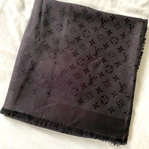 Louis Vuitton Monogram Shawl